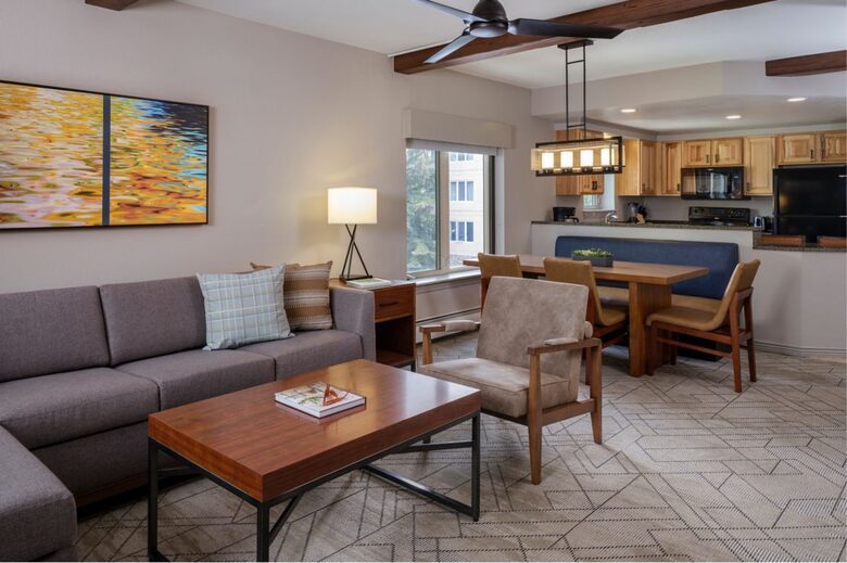 Sheraton Lakeside Terrace Villas at Mountain Vista | 2 Bedroom Villa - Avon, Colorado