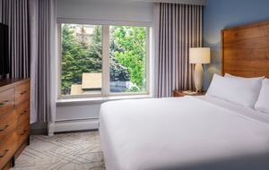 Sheraton Lakeside Terrace Villas at Mountain Vista | 2 Bedroom Villa - Avon, Colorado