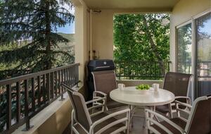 Sheraton Lakeside Terrace Villas at Mountain Vista | 2 Bedroom Villa - Avon, Colorado