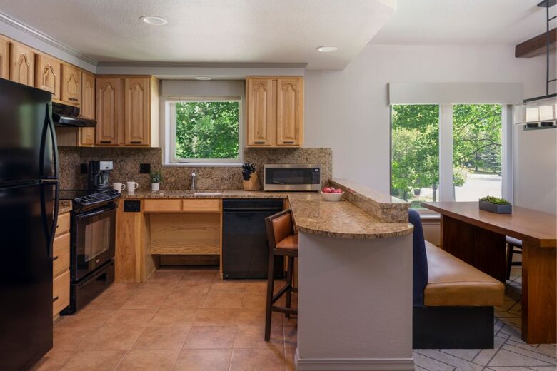 Sheraton Lakeside Terrace Villas at Mountain Vista | 2 Bedroom Villa - Avon, Colorado
