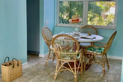 Charming Palm Beach Getaway - Palm Beach, Florida