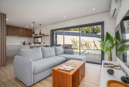 Contemporary Pool Villa in Porches - Porches, Portugal