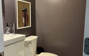 Modern South End Escape with Backyard & Guest Suite - Charlotte, North Carolina