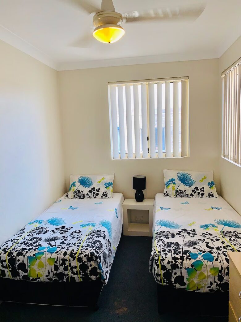 Shoal Bay Water Views Opposite the Beach - Shoal Bay, Australia