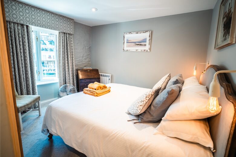 The Pilchard Palace | A Historic Harbour Masterpiece - East Looe, United Kingdom