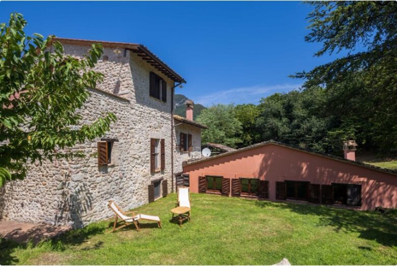 Countryside Apartment in a Traditional Umbrian Agriturismo - Ferentillo, Italy