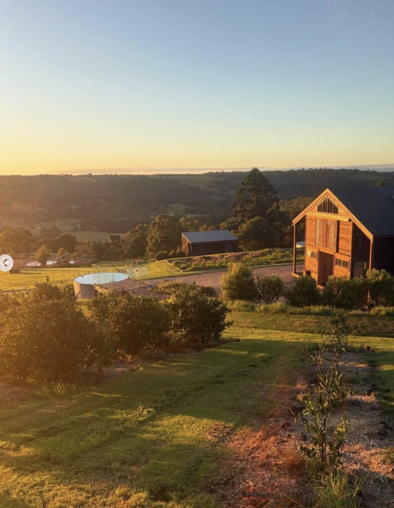 Luxury Hinterland Escape on 200 Acres - The Barn Retreat - Coolgardie, Australia