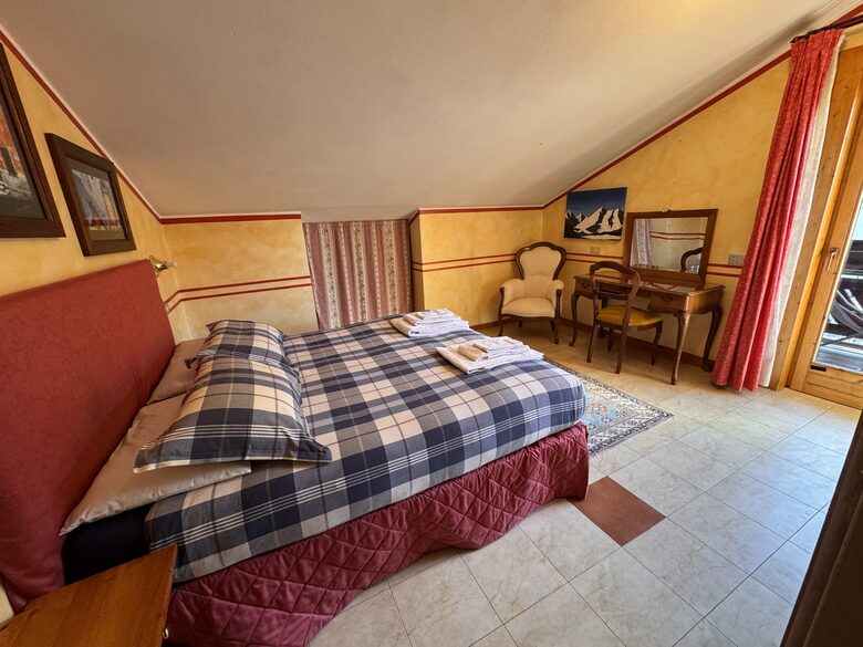 Warm and Inviting Alpine Escape - Bormio, Italy
