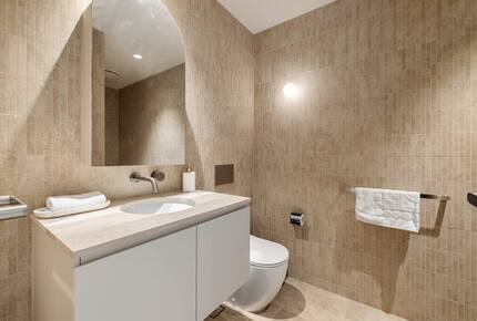 Palm Beach Oceanview Retreat - Gold Coast, Australia