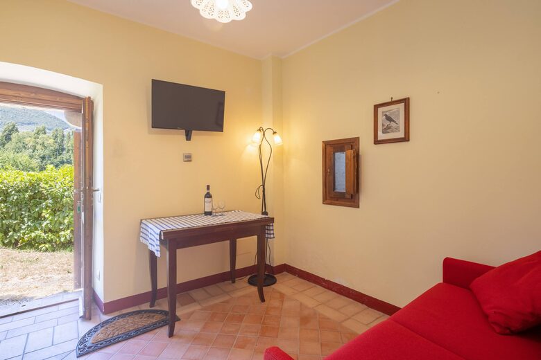 Private Umbrian Farmhouse with Countryside Views - Ferentillo, Italy