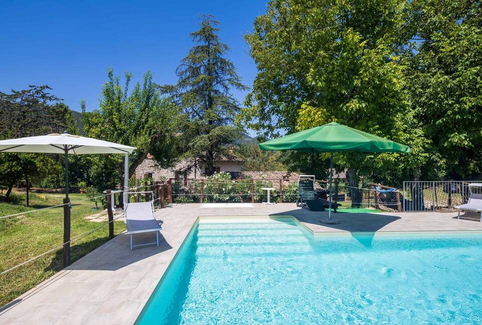 Private Umbrian Farmhouse with Countryside Views - Ferentillo, Italy
