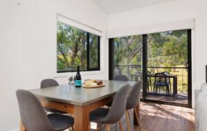 Modern Mountain Living at Lake Crackenback - Crackenback, Australia