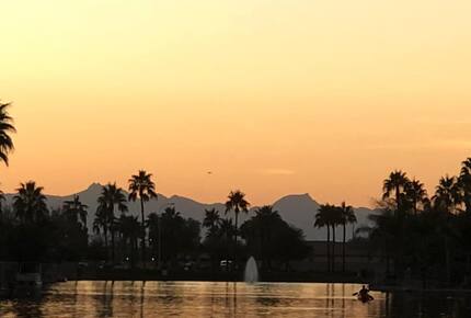 Lakeside Living on Oakwood Lake - Chandler, Arizona