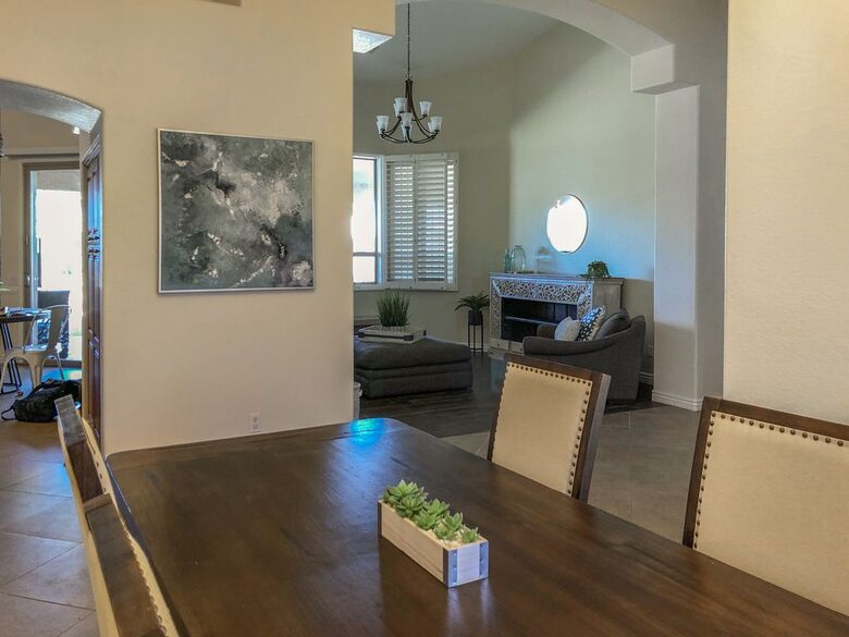 Lakeside Living on Oakwood Lake - Chandler, Arizona