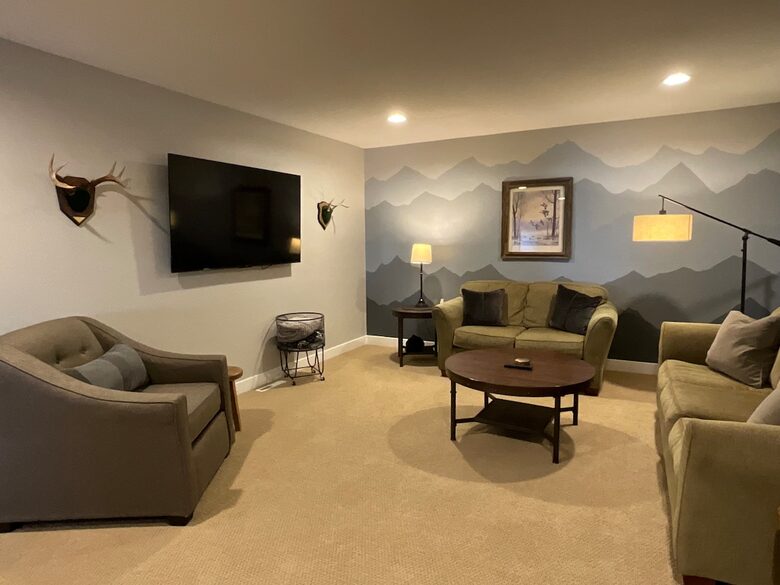 The Loft at Oak & Iron | Golf & Game Retreat - Fergus Falls, Minnesota