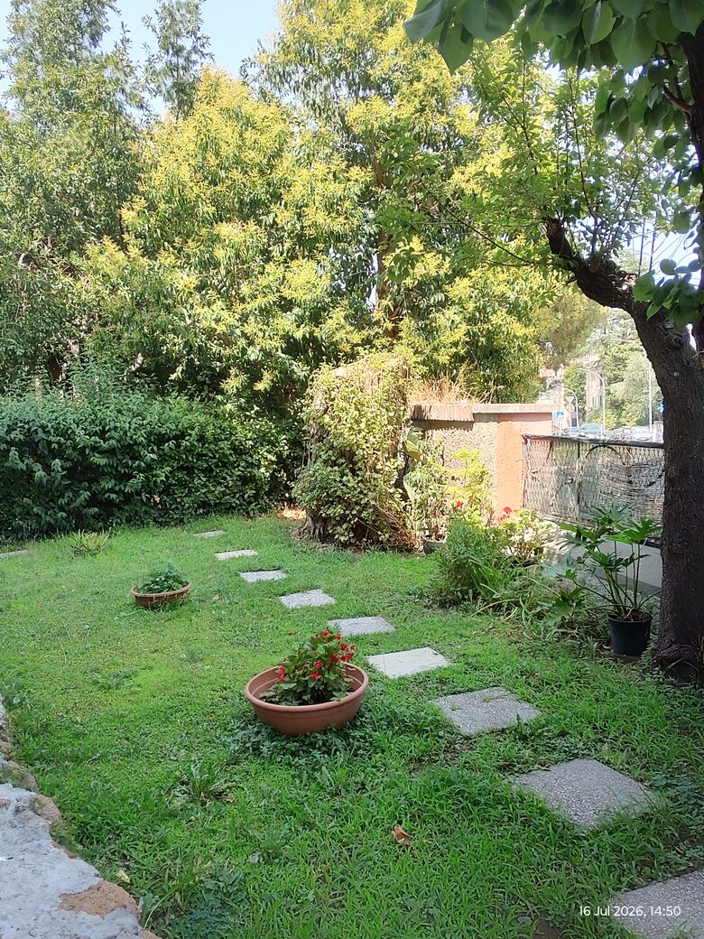 Park View Apartment in Historic Garbatella - Rome, Italy