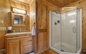 Creek Front Mountain Retreat - Hayesville, North Carolina
