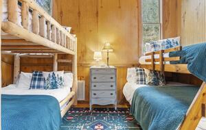 Creek Front Mountain Retreat - Hayesville, North Carolina