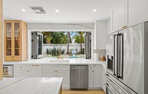 Palm Beach Poolside Haven - Riviera Beach, Florida