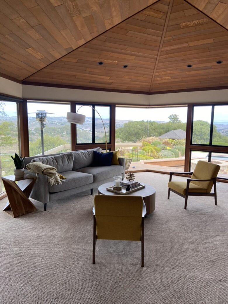 Mid-Century Retreat Above Carmel Valley - Salinas, California