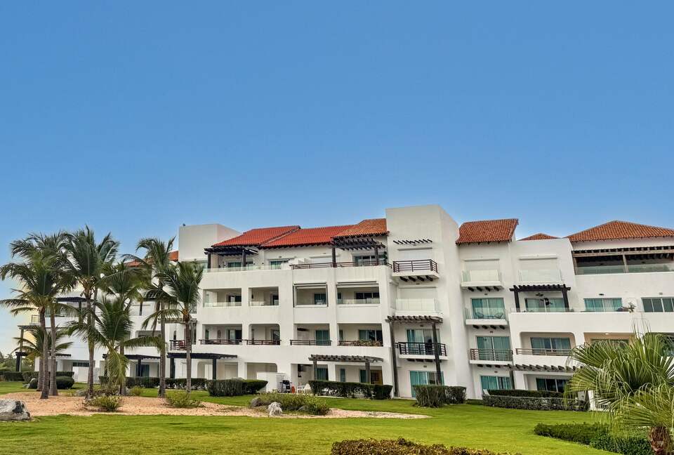 Oceanview Punta Palmera Condo in Cap Cana - Punta Cana, Dominican Republic