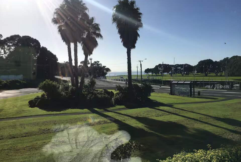 Takapuna Living Near the Beach and Village - Takapuna, New Zealand