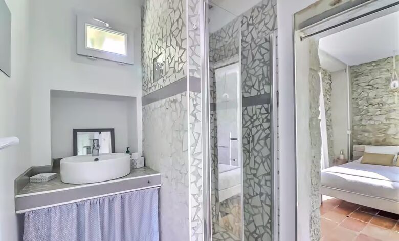 Restored Stone Farmhouse in Petite Camargue - Bernis, France