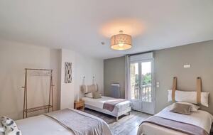 Restored Stone Farmhouse in Petite Camargue - Bernis, France