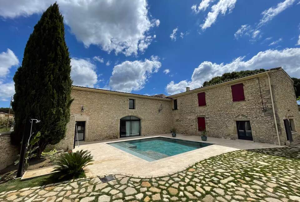 Restored Stone Farmhouse in Petite Camargue - Bernis, France