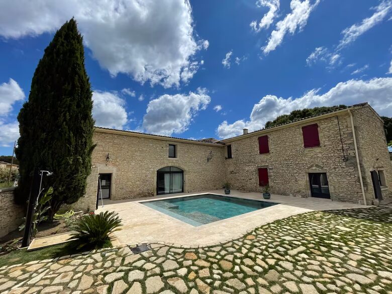 Restored Stone Farmhouse in Petite Camargue - Bernis, France