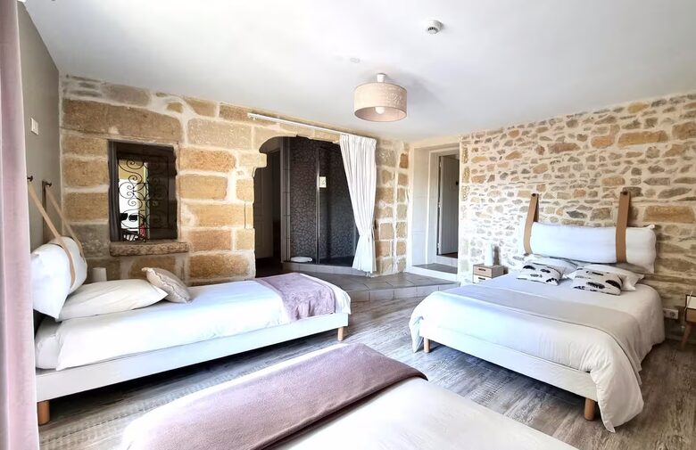 Restored Stone Farmhouse in Petite Camargue - Bernis, France