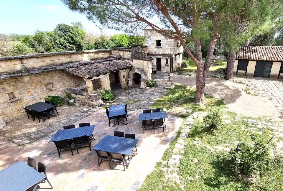 Restored Stone Farmhouse in Petite Camargue - Bernis, France