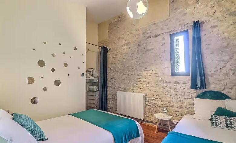 Restored Stone Farmhouse in Petite Camargue - Bernis, France
