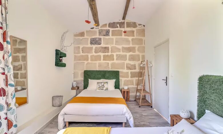 Restored Stone Farmhouse in Petite Camargue - Bernis, France