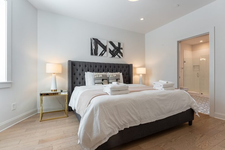 Wedgewood Rooftop Retreat - Nashville, Tennessee