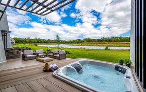 Luxury Townhome with Private Hot Tub Near Disney - Kissimmee, Florida