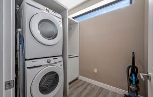 Luxury Townhome with Private Hot Tub Near Disney - Kissimmee, Florida