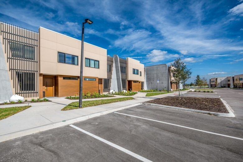 Luxury Townhome with Private Hot Tub Near Disney - Kissimmee, Florida