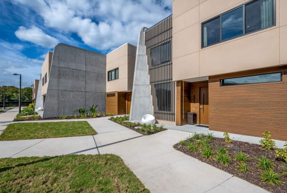 Luxury Townhome with Private Hot Tub Near Disney - Kissimmee, Florida