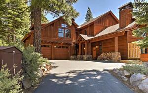 Northstar Mountain Retreat with Hot Tub & Walk to Ski Lift - Truckee, California