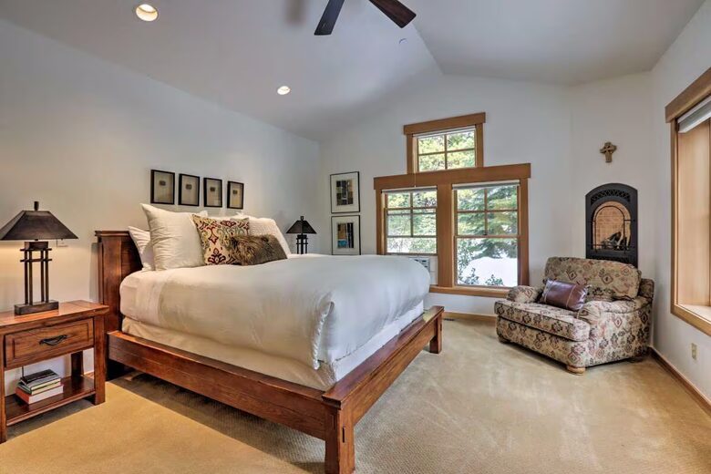 Northstar Mountain Retreat with Hot Tub & Walk to Ski Lift - Truckee, California