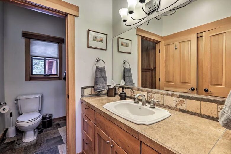 Northstar Mountain Retreat with Hot Tub & Walk to Ski Lift - Truckee, California