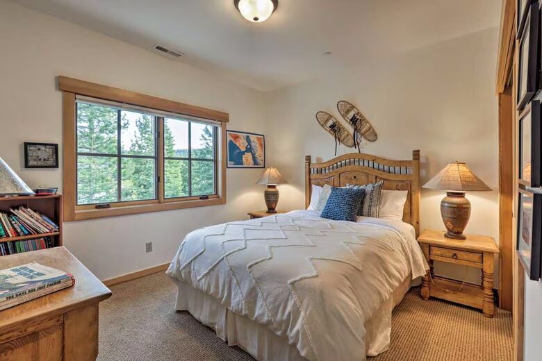 Northstar Mountain Retreat with Hot Tub & Walk to Ski Lift - Truckee, California