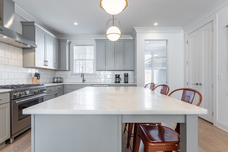 Wedgewood Rooftop Retreat - Nashville, Tennessee