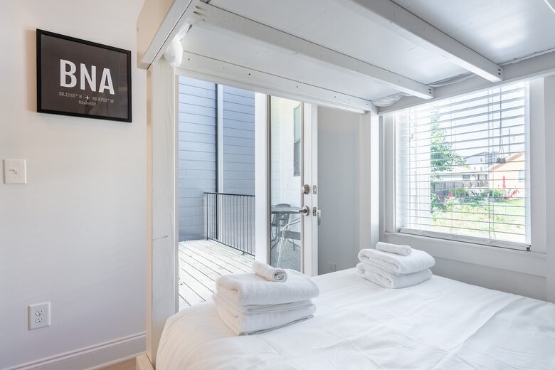 Wedgewood Rooftop Retreat - Nashville, Tennessee