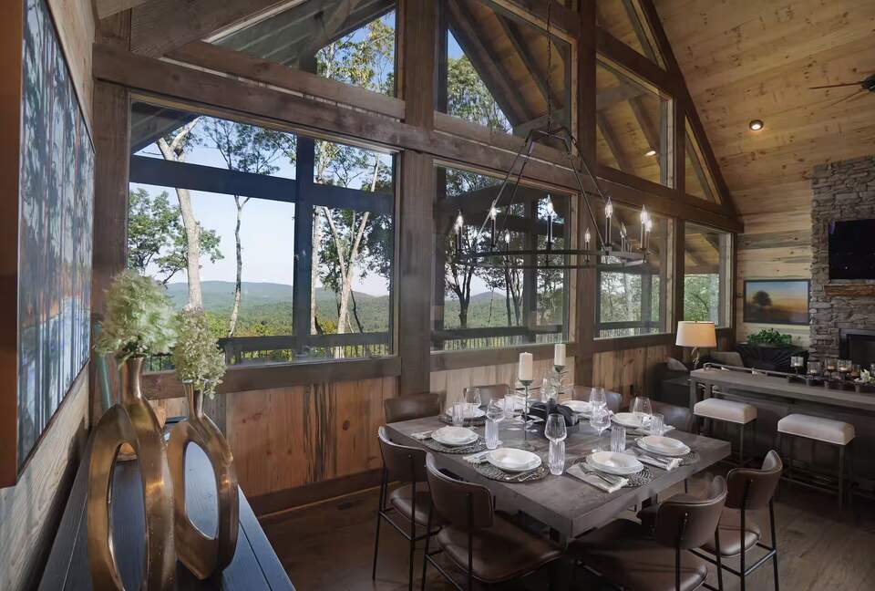 Mountain Top Views & Privacy at Eagle Ridge - Blue Ridge, Georgia