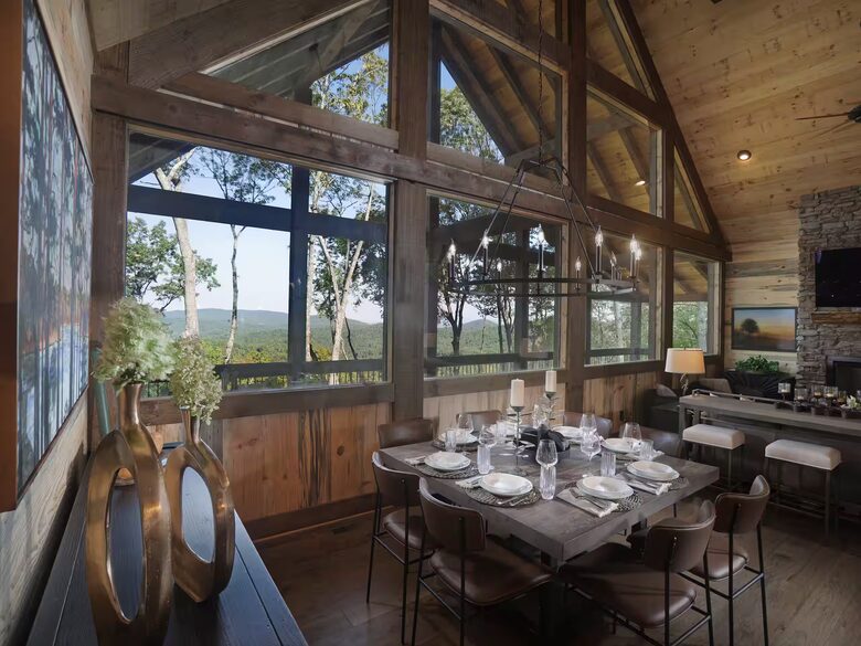 Mountain Top Views & Privacy at Eagle Ridge - Blue Ridge, Georgia