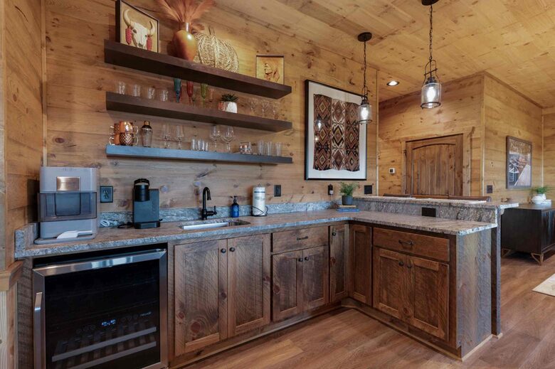 Mountain Top Views & Privacy at Eagle Ridge - Blue Ridge, Georgia