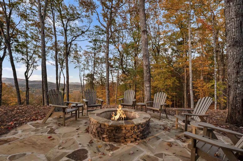 Mountain Top Views & Privacy at Eagle Ridge - Blue Ridge, Georgia