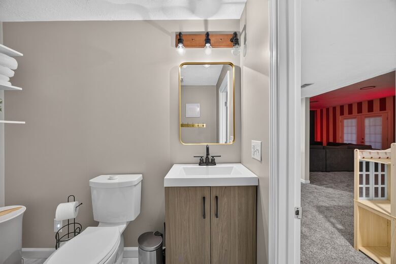 Bloomington Home with Private Theater - Bloomington, Indiana